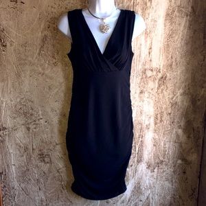 EUC Nicole by Nicole Miller Black Sleeveless Dress